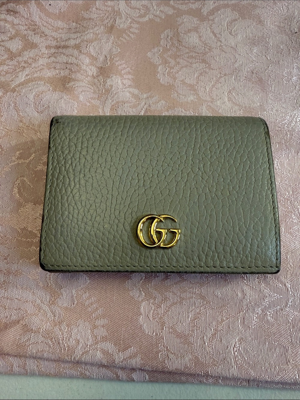 Gucci Pebbled Leather Mini Wallet in grey with Gold GG